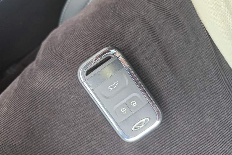 Used Chery Tiggo 8 2018 1.5 TCI Manual Luxury 7-Seater Vehicle Key