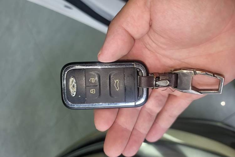 Used Chery Tiggo 8 2018 1.5 TCI Automatic Luxury Model 5 Seats Vehicle Key