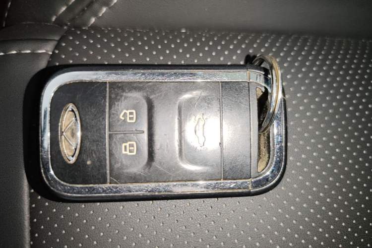 Used Chery Tiggo 8 2018 1.5 TCI Automatic Exclusive Edition 7-Seater Vehicle Key