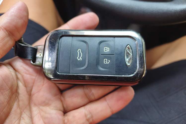 Used Chery Tiggo 8 2018 1.5 TCI Automatic Luxury Model 5 Seats Vehicle Key
