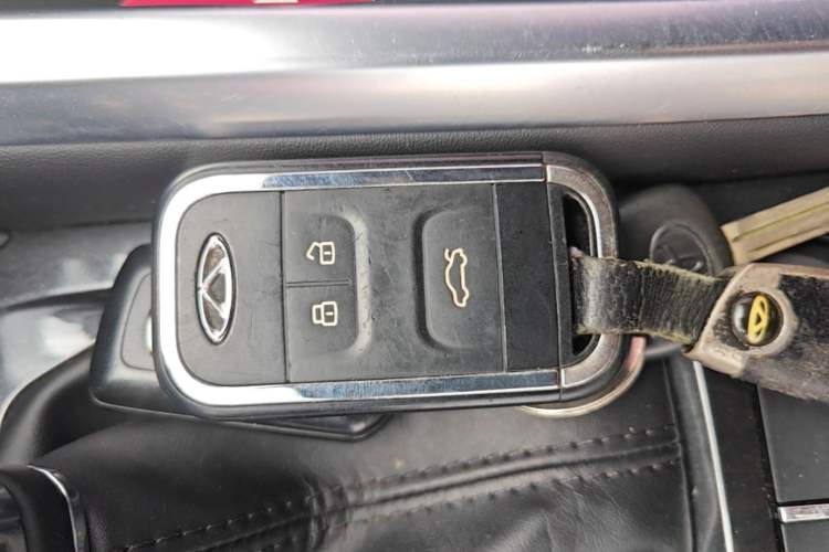 Used Chery Tiggo 8 2018 1.5 TCI Automatic Luxury 7-Seater Vehicle Key