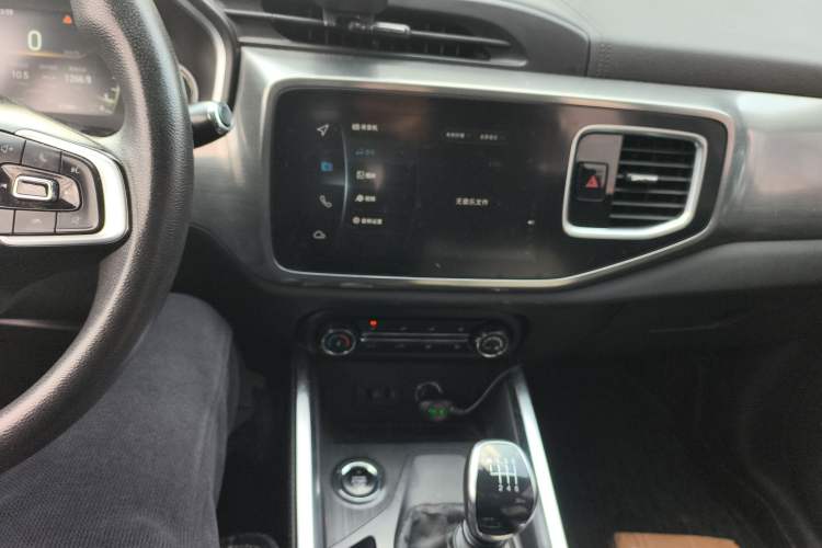 Used Chery Tiggo 8 2018 1.5 TCI Manual Luxury 7-Seater Audio And AC Panel