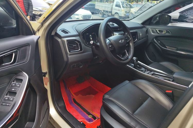 Used Chery Tiggo 8 2018 1.5 TCI Automatic Prestige 7-Seater Driver Seat