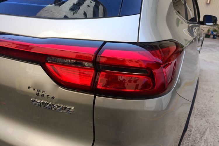 Used Chery Tiggo 8 2018 1.5 TCI Manual Luxury 5-Seater Exterior 3