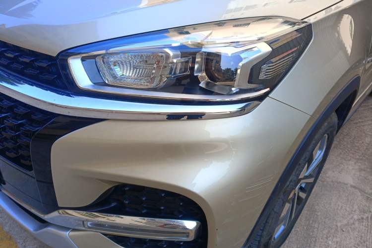 Used Chery Tiggo 8 2018 1.5 TCI Manual Luxury 5-Seater Left Front Headlight