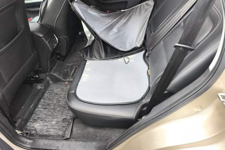 Used Chery Tiggo 8 2018 1.5 TCI Manual Luxury 7-Seater Left Rear Seat