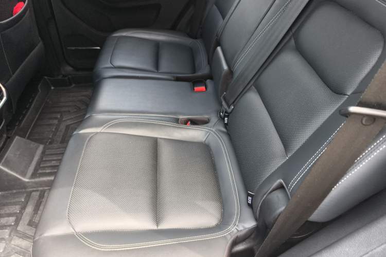 Used Chery Tiggo 8 2018 1.5 TCI Automatic Luxury Model 5 Seats Left Rear Seat