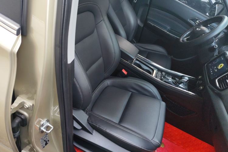 Used Chery Tiggo 8 2018 1.5 TCI Automatic Prestige 7-Seater Right Front Seat