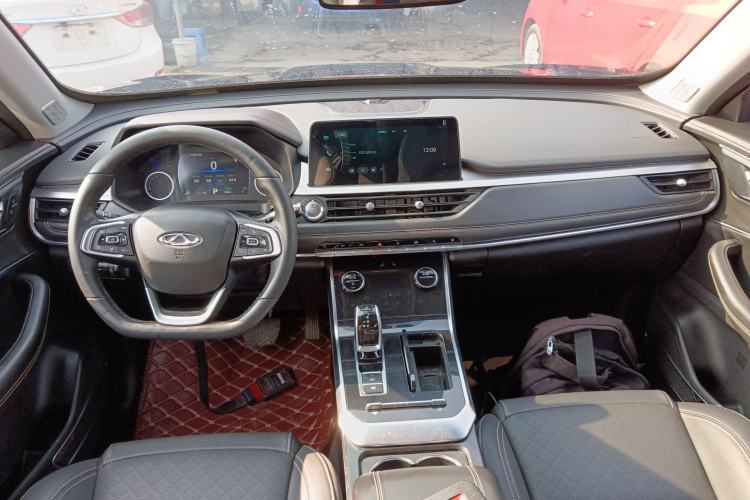 Used Chery Tiggo 8 2019 1.6 TGDI Automatic Elite Model Center Console