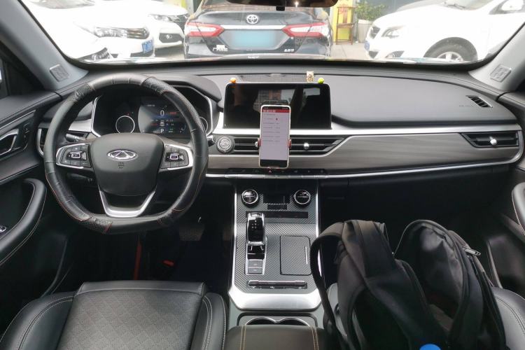 Used Chery Tiggo 8 2019 1.6 TGDI Automatic Luxury Model Center Console