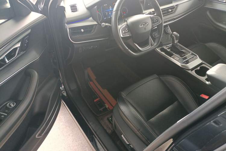 Used Chery Tiggo 8 2019 1.5 TCI Automatic Elite Model Driver Seat