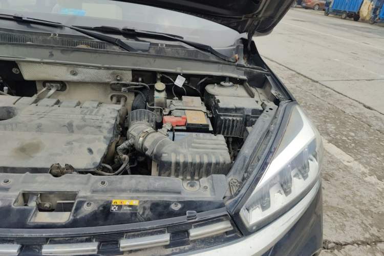 Used Chery Tiggo 8 2019 1.6 TGDI Automatic Elite Model Engine Bay Left