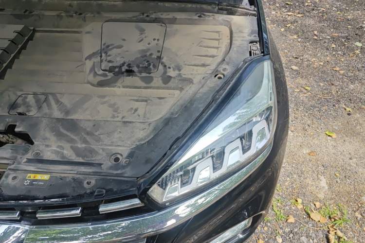 Used Chery Tiggo 8 2019 1.6 TGDI Automatic Fashion Edition Engine Bay Left