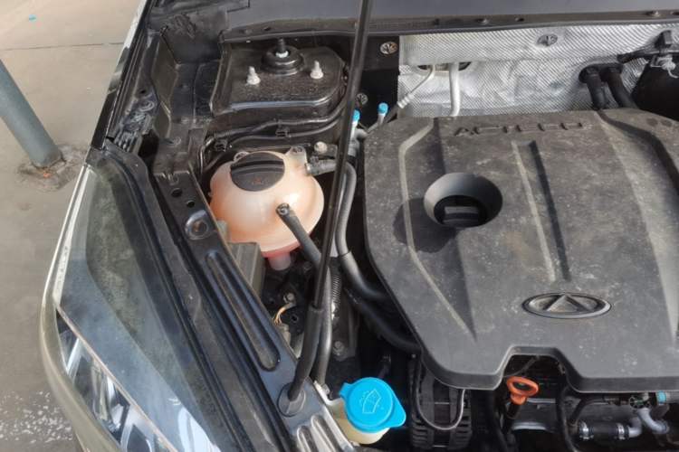 Used Chery Tiggo 8 2019 1.5 TCI Manual Elite Model Engine Bay Right