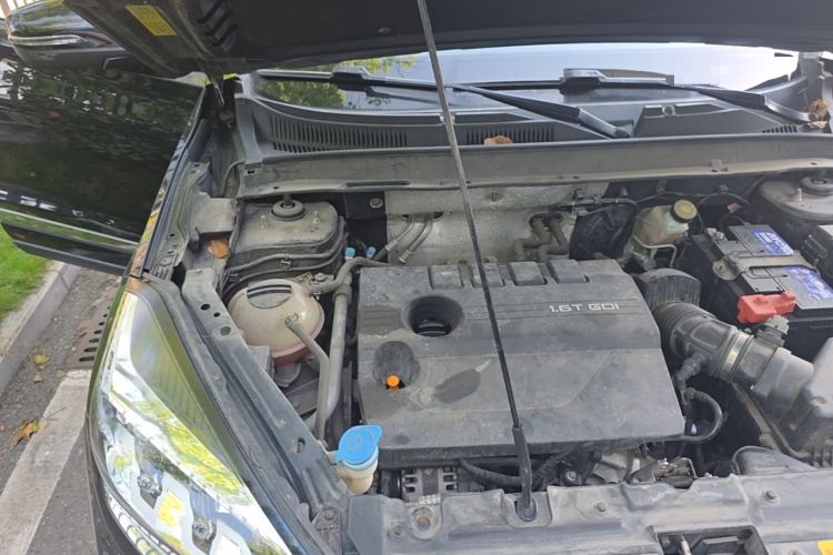 Used Chery Tiggo 8 2019 1.6 TGDI Automatic Elite Model Engine Bay Right