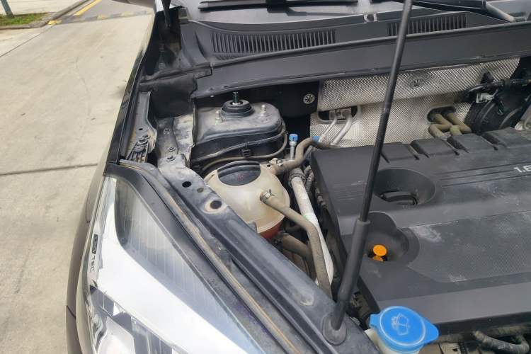 Used Chery Tiggo 8 2019 1.6 TGDI Automatic Elite Model Engine Bay Right