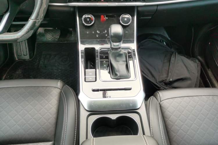 Used Chery Tiggo 8 2019 1.5 TCI Automatic Fashion Model Gear Lever