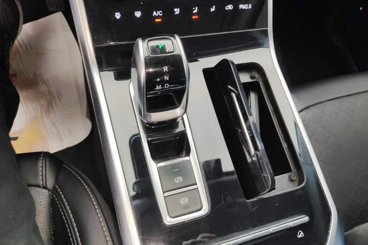 Used Chery Tiggo 8 2019 1.6 TGDI Automatic Luxury Model Gear Lever