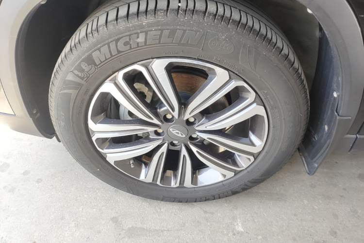 Used Chery Tiggo 8 2019 1.6 TGDI Automatic Luxury Model Left Front Wheel Hub