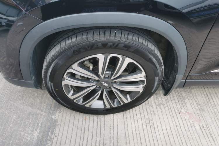 Used Chery Tiggo 8 2019 1.6 TGDI Automatic Luxury Model Left Front Wheel Hub