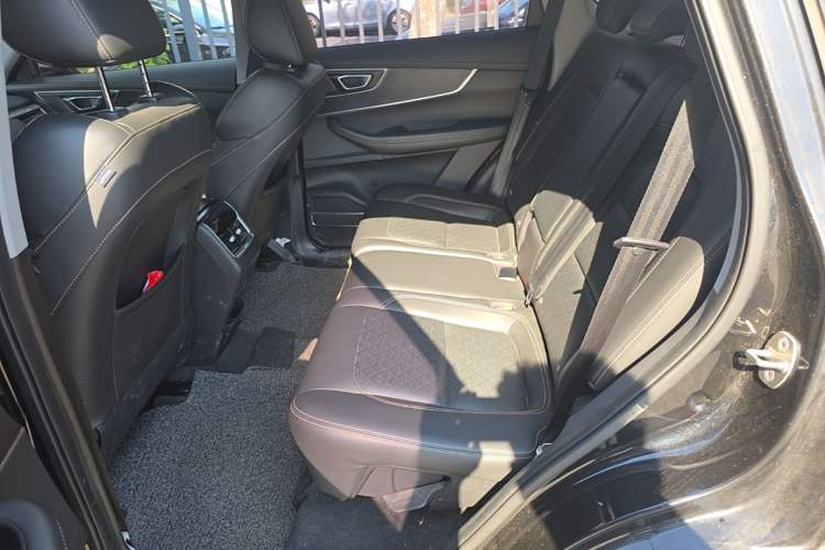 Used Chery Tiggo 8 2019 1.6 TGDI Automatic Elite Model Left Rear Seat