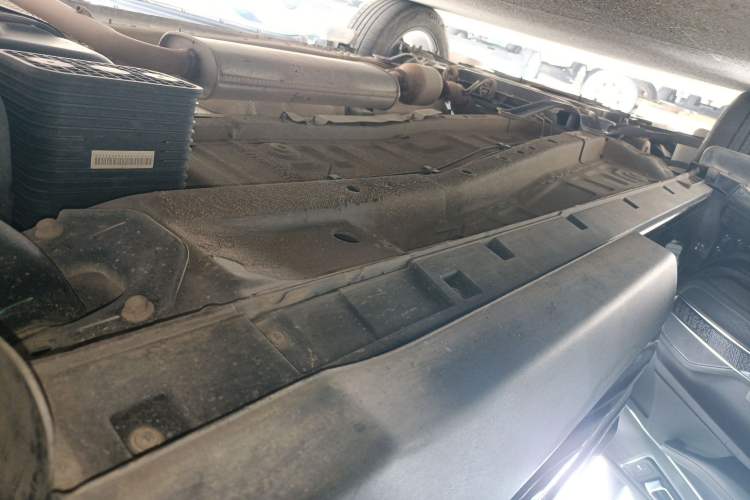 Used Chery Tiggo 8 2019 1.5 TCI Automatic Elite Model Left Side Sill