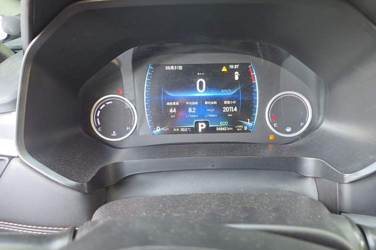 Used Chery Tiggo 8 2019 1.6 TGDI Automatic Elite Model Odometer Close Up