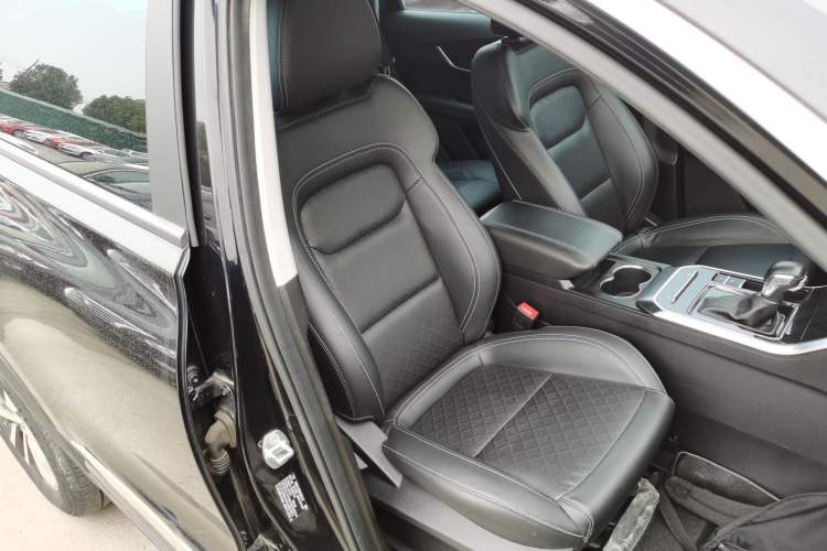 Used Chery Tiggo 8 2019 1.5 TCI Automatic Fashion Model Right Front Seat