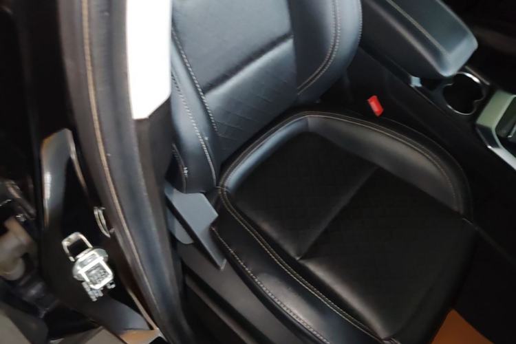 Used Chery Tiggo 8 2019 1.6 TGDI Automatic Fashion Edition Right Front Seat