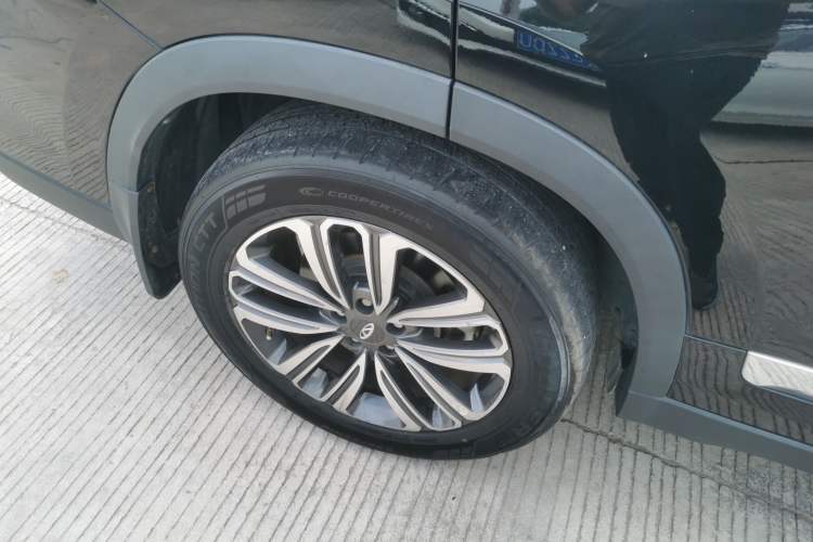 Used Chery Tiggo 8 2019 1.6 TGDI Automatic Luxury Model Right Rear Wheel Hub