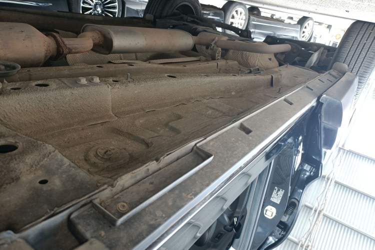 Used Chery Tiggo 8 2019 1.5 TCI Automatic Elite Model Right Side Sill