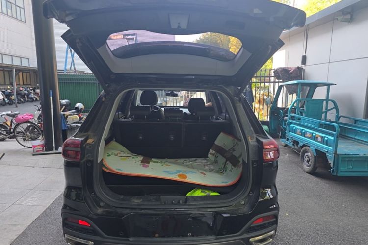 Used Chery Tiggo 8 2019 1.6 TGDI Automatic Elite Model Trunk
