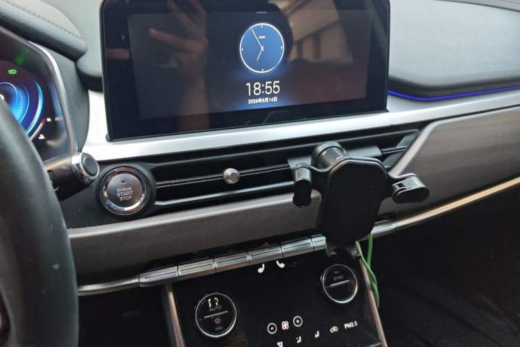 Used Chery Tiggo 8 2019 1.6 TGDI Automatic Prestige Model Audio And AC Panel