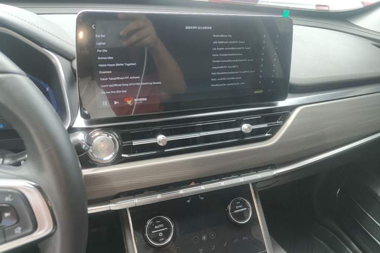 Used Chery Tiggo 8 2019 1.6 TGDI Automatic Luxury Model Audio And AC Panel