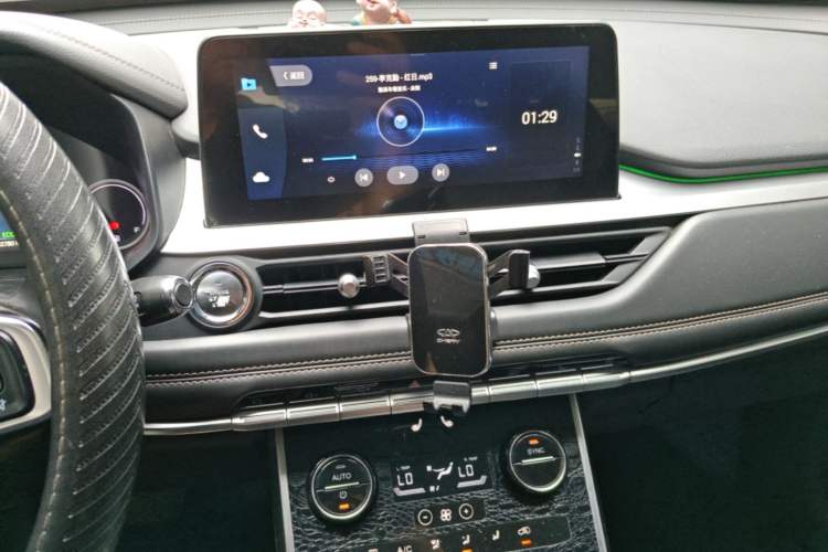 Used Chery Tiggo 8 2019 1.6 TGDI Automatic Elite Model Audio And AC Panel