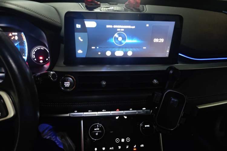 Used Chery Tiggo 8  Audio And AC Panel