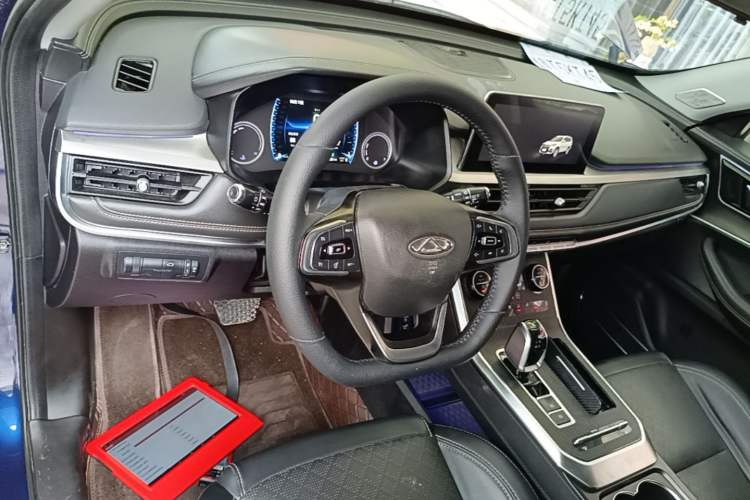 Used Chery Tiggo 8 2019 1.6 TGDI Automatic Elite Model Center Console