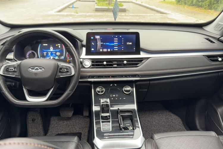 Used Chery Tiggo 8 2019 1.6 TGDI Automatic Elite Model Center Console