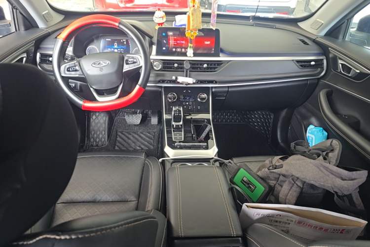 Used Chery Tiggo 8 2019 1.6 TGDI Automatic Elite Model Center Console
