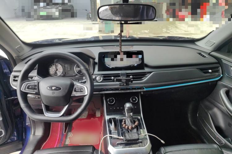 Used Chery Tiggo 8 2019 1.5 TCI Automatic Fashion Model Center Console