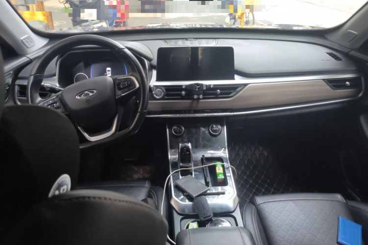 Used Chery Tiggo 8 2019 1.6 TGDI Automatic Luxury Model Center Console