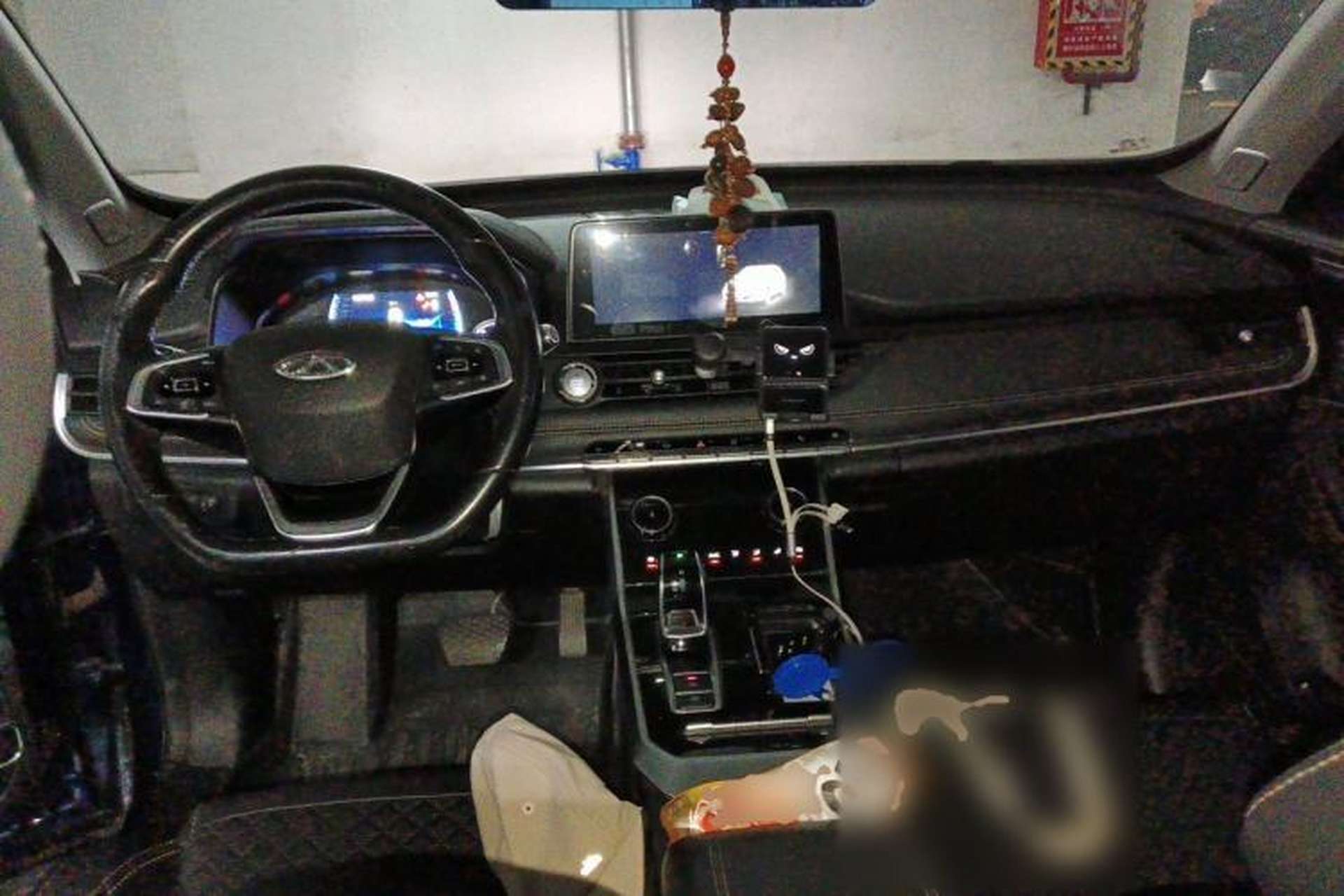 Used Chery Tiggo 8 2019 1.6 TGDI Automatic Fashion Edition Center Console