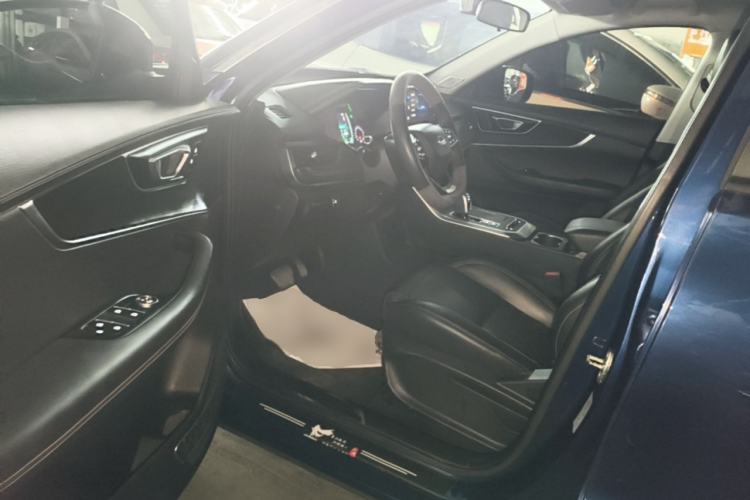 Used Chery Tiggo 8 2019 1.6 TGDI Automatic Fashion Edition Driver Seat
