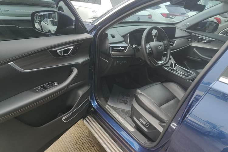 Used Chery Tiggo 8 2019 1.6 TGDI Automatic Luxury Model Driver Seat