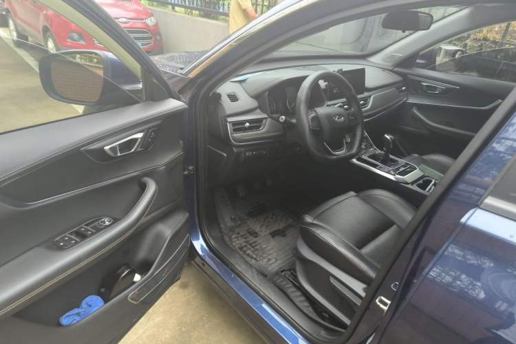 Used Chery Tiggo 8 2019 1.5 TCI Manual Fashion Edition Driver Seat