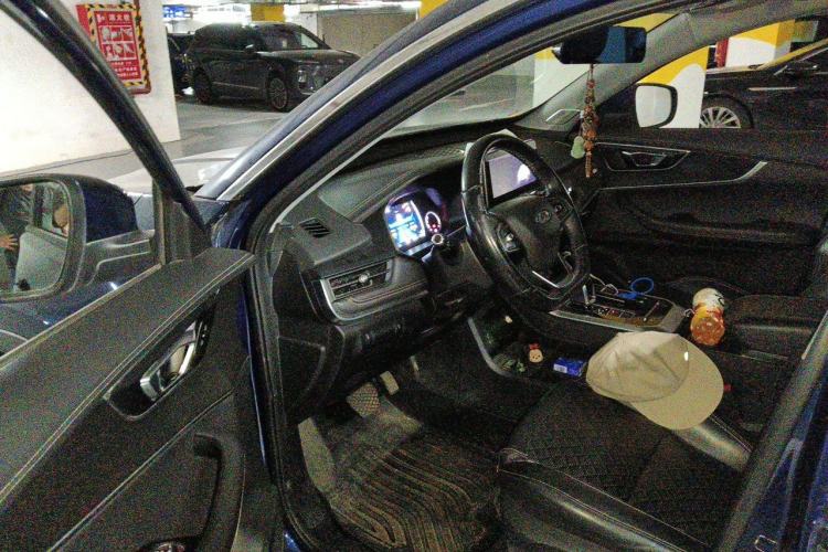 Used Chery Tiggo 8 2019 1.6 TGDI Automatic Fashion Edition Driver Seat