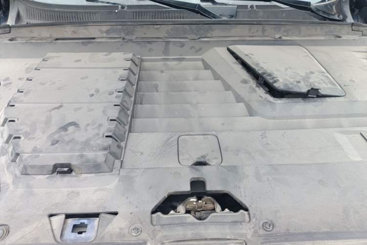 Used Chery Tiggo 8 2019 1.6 TGDI Automatic Luxury Model Engine Bay
