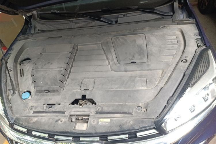 Used Chery Tiggo 8 2019 1.6 TGDI Automatic Luxury Model Engine Bay