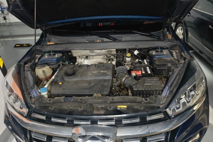 Used Chery Tiggo 8  Engine Bay