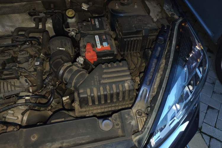 Used Chery Tiggo 8 2019 1.6 TGDI Automatic Prestige Model Engine Bay Left
